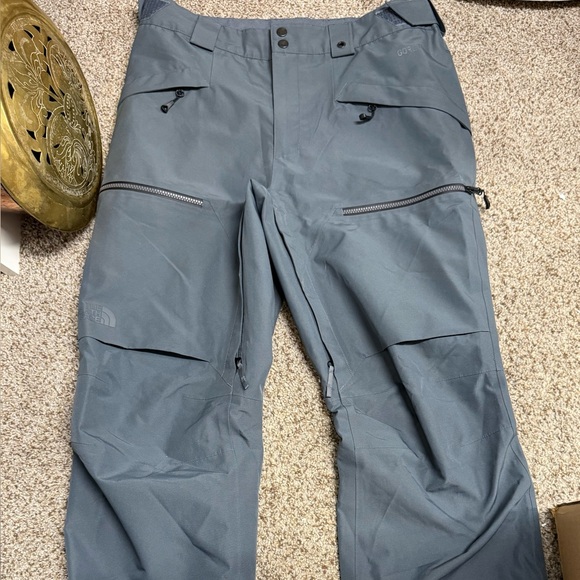 The North Face Men's Performance Jacket in Blue and Gray - Picture 11 of 13